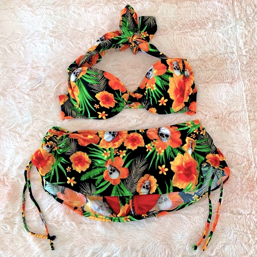 Hot Topic Skull Hibiscus Skirtini Swimsuit 💀🌺